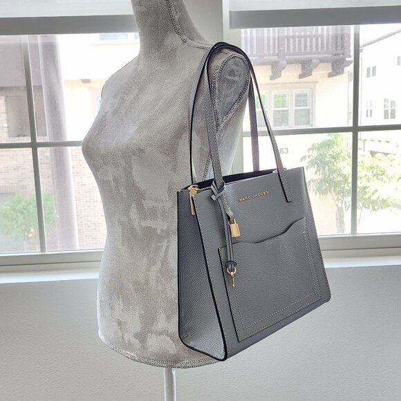 NWT MARC JACOBS The Medium Grind Pocket Tote Bag(#246)